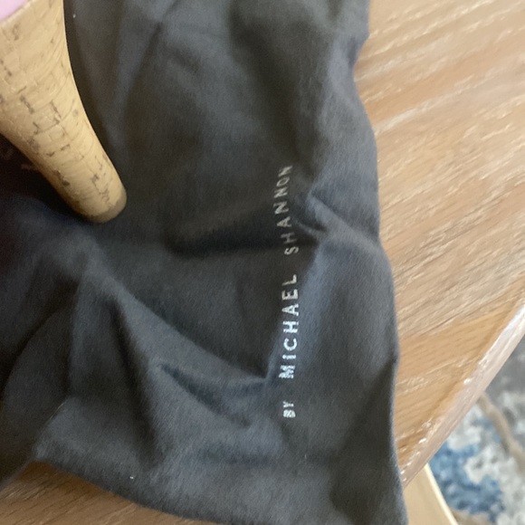 New pink Barbie like size 8.5 wedge heels - Picture 3 of 7